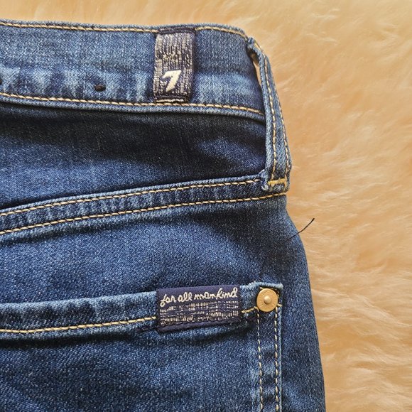 7 For All Mankind High Waist Cropped Straight Leg Jeans - Picture 7 of 7